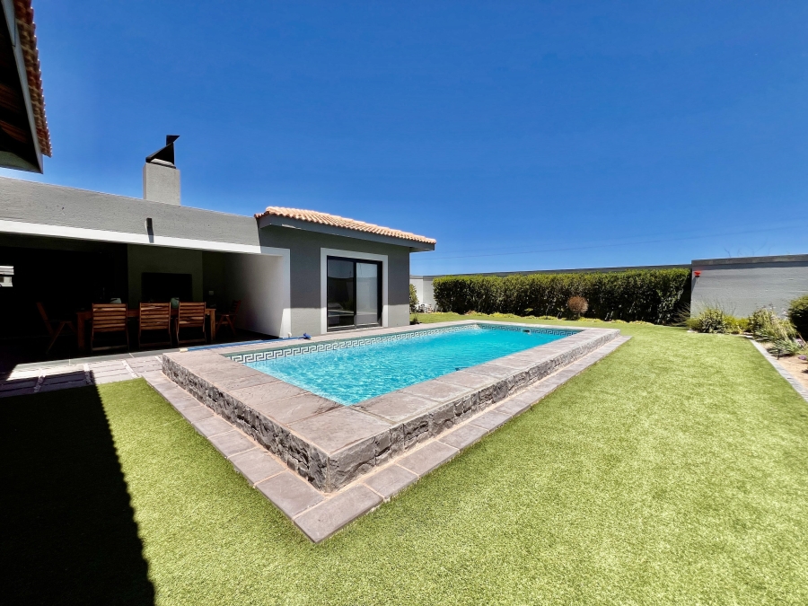 4 Bedroom Property for Sale in Langebaan Country Estate Western Cape